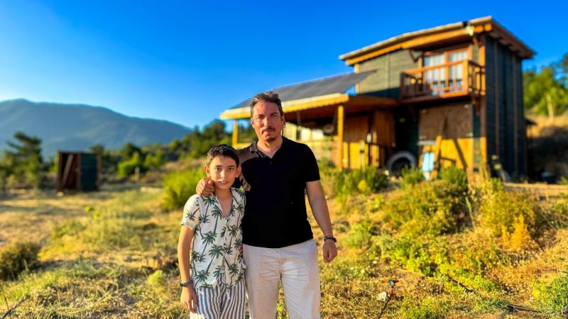 A lifetime on the trail of medicinal plants – Deniz Sarı